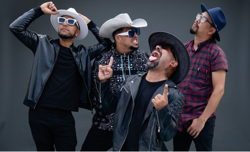Mata Rica - Banda invitada para el tema estoy mejor sin tí
